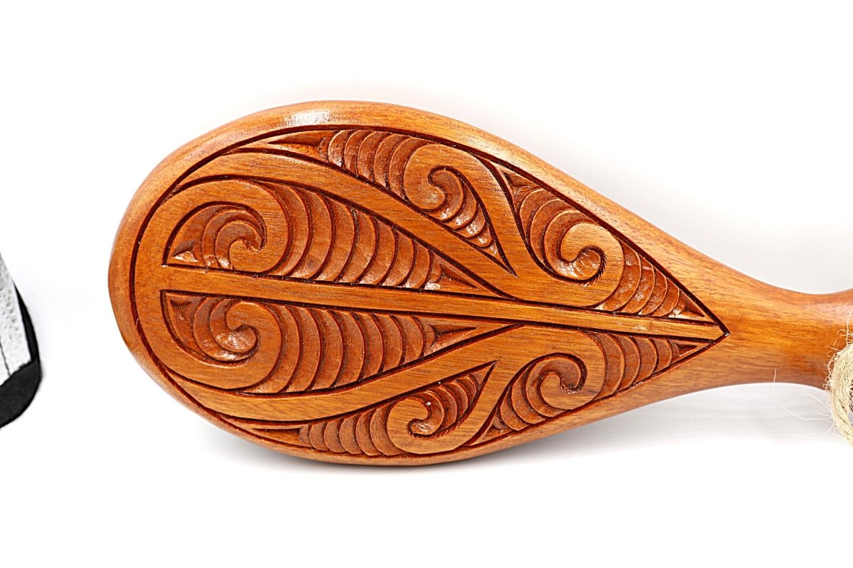 Small Patu with Pattern WA051