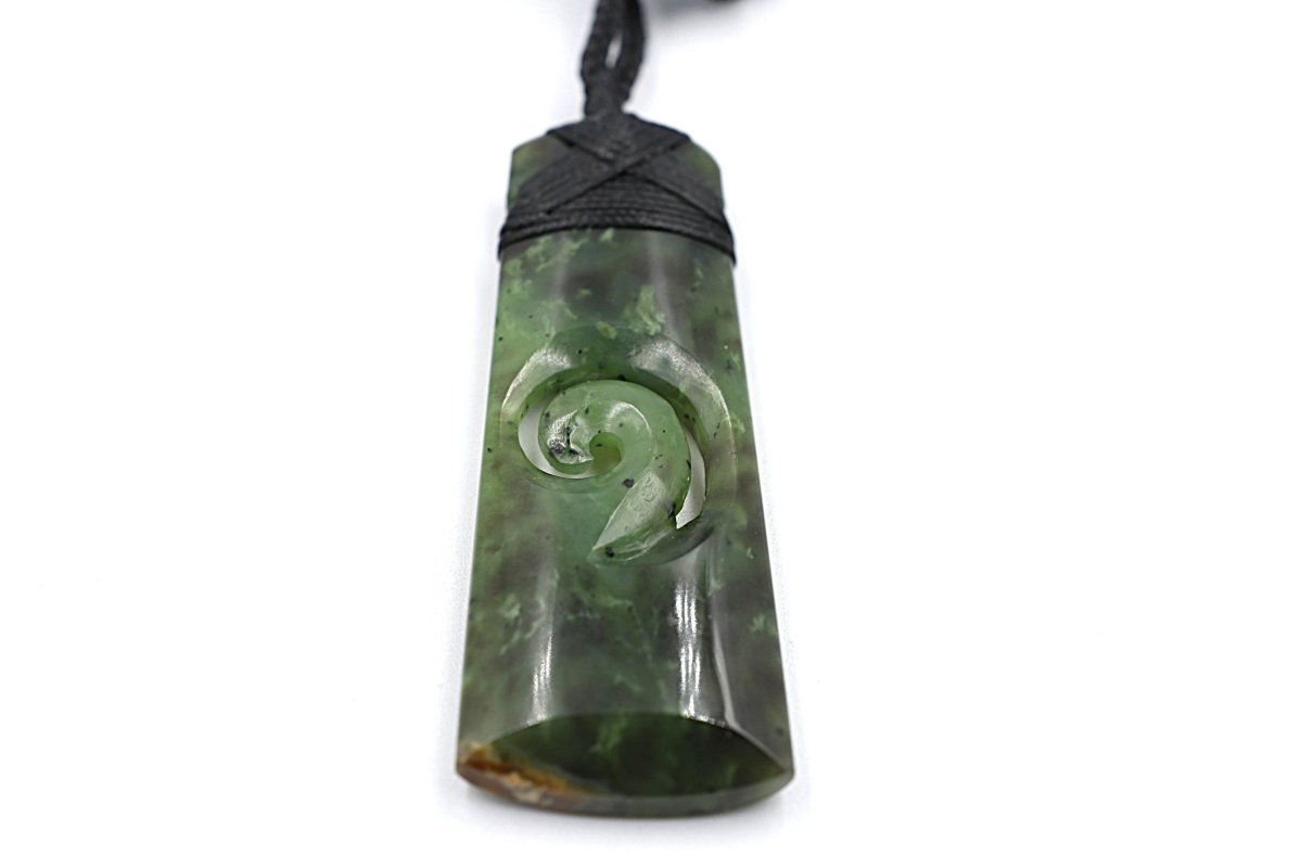 New Zealand Greenstone Toki Koru  72mm FP53