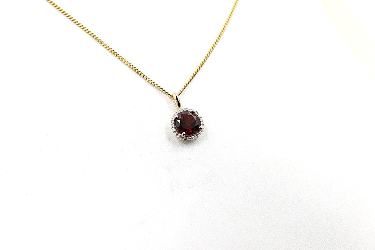 9ct Gold set Garnet & Diamond Pendent 5PD1001