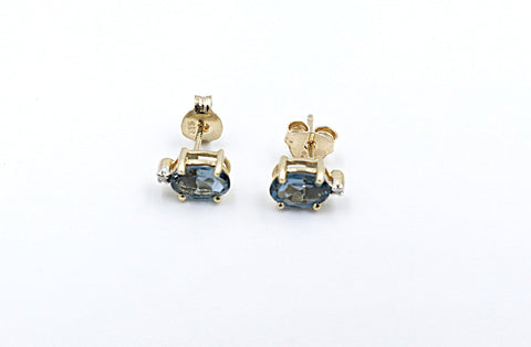 9ct Gold Genuine London Blue Topaz  Earrings 5ER0446