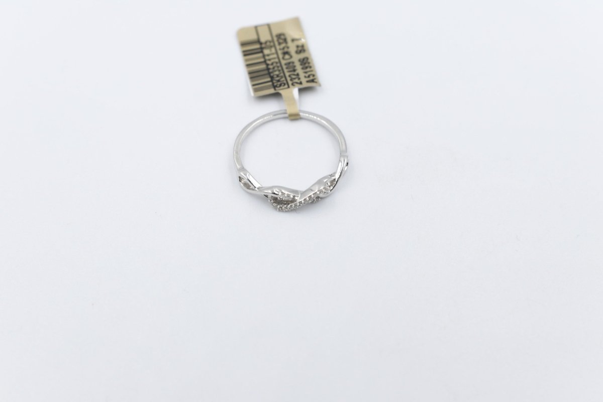 14ct White Gold Infinity ring SKR35511