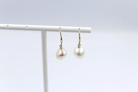 9ct Gold set Fresh water baroque Pearl drop Earrings SP02