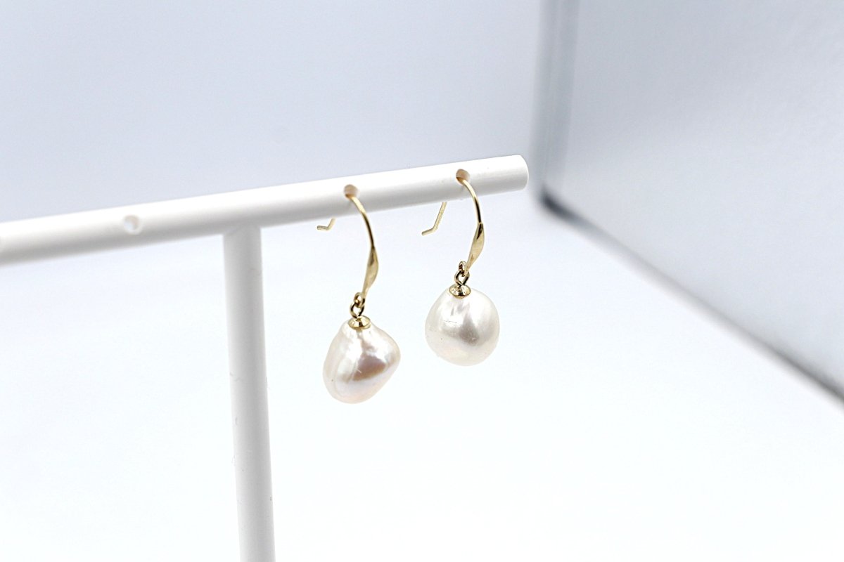 9ct Gold set Fresh water baroque Pearl drop Earrings SP02