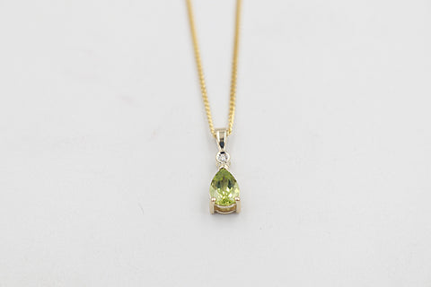 9ct Gold Genuine Peridot & Diamond Pendent P2000-PDDC