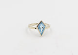 9ct Gold Ladies Kite shape SYR8037