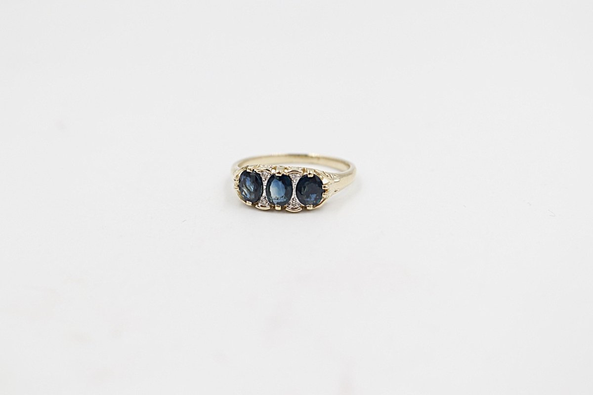 9ct Gold Sapphire & Diamond ring SYR7986S