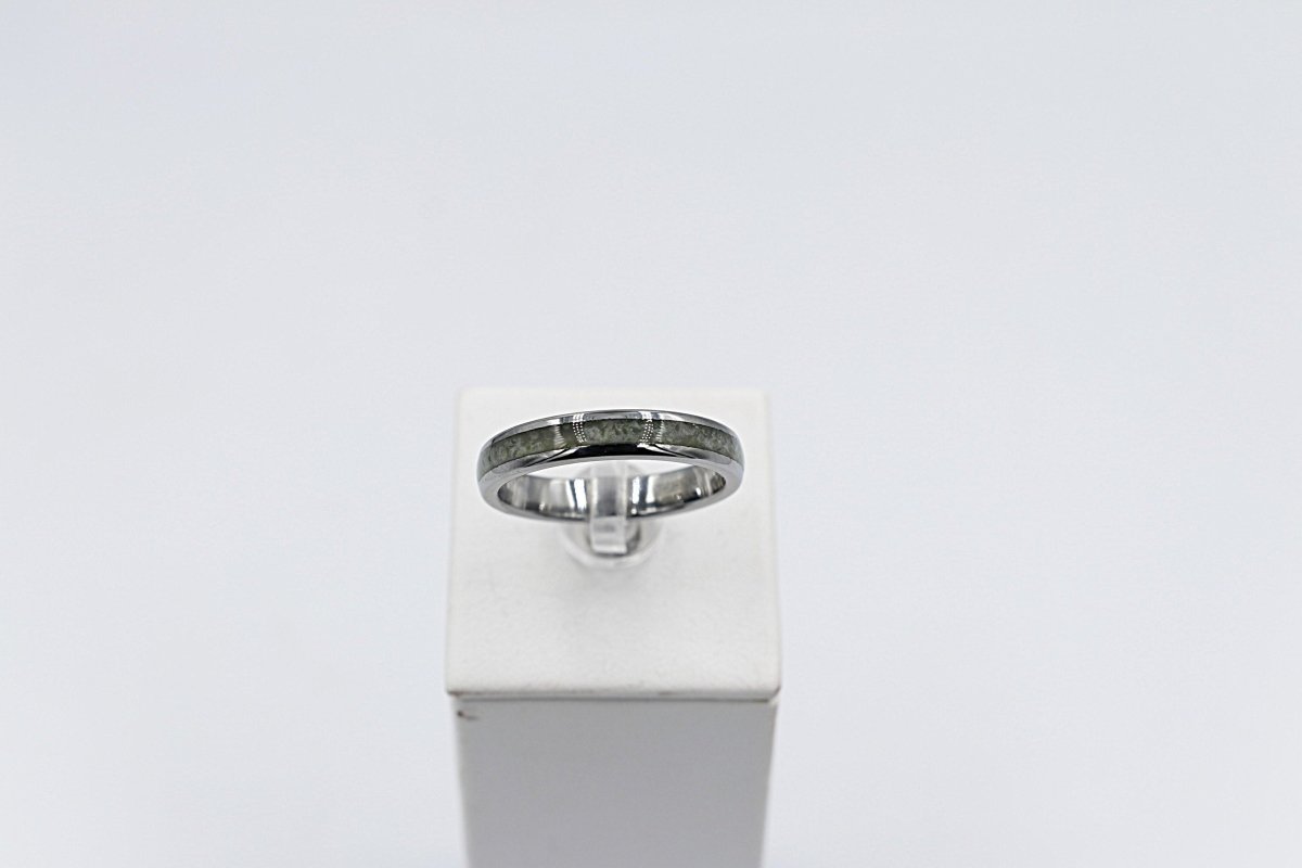 New Zealand Kawakawa Greenstone & Tungsten Carbide Ring 4mm