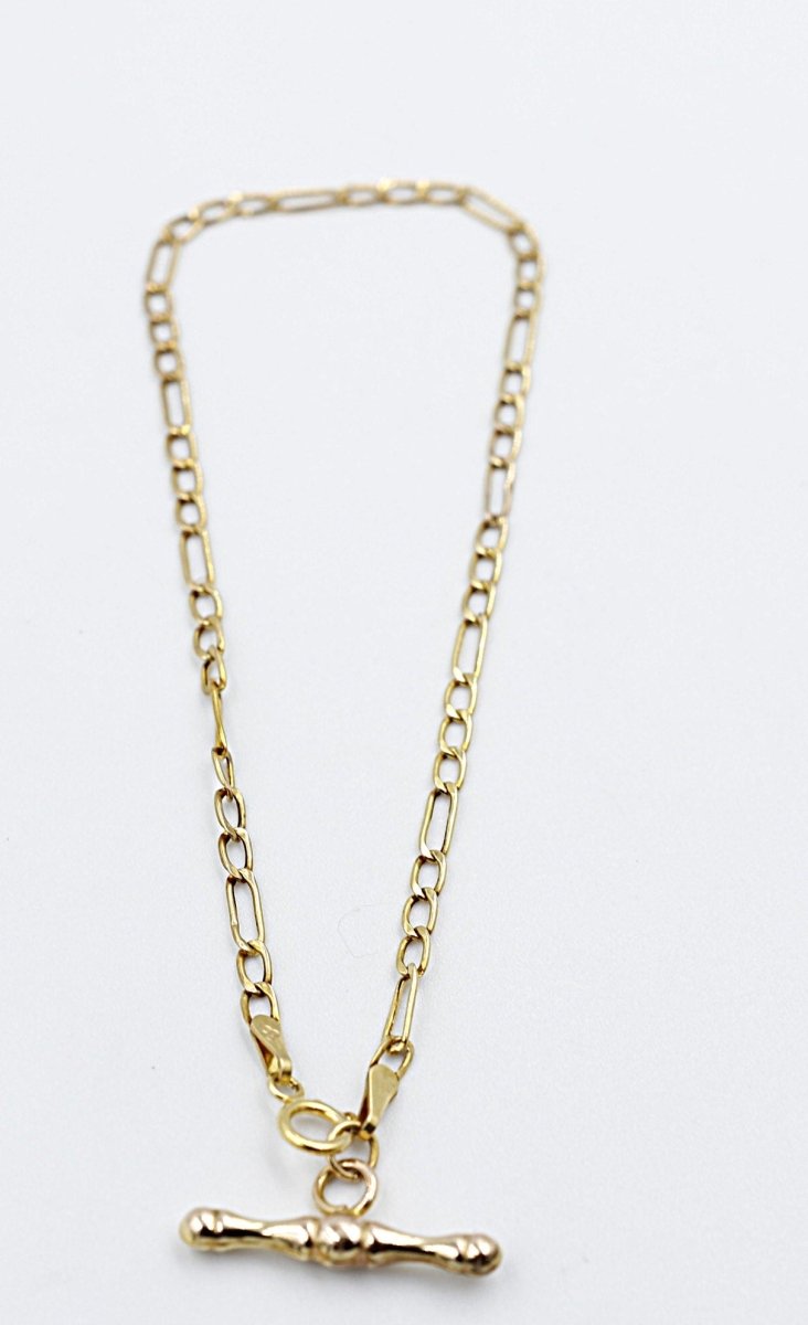 9ct Gold Figaro Bracelet with Fob
