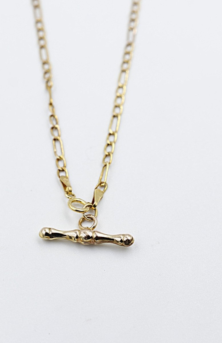 9ct Gold Figaro Bracelet with Fob