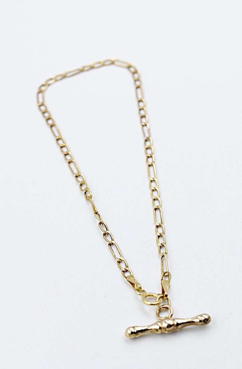 9ct Gold Figaro Bracelet with Fob