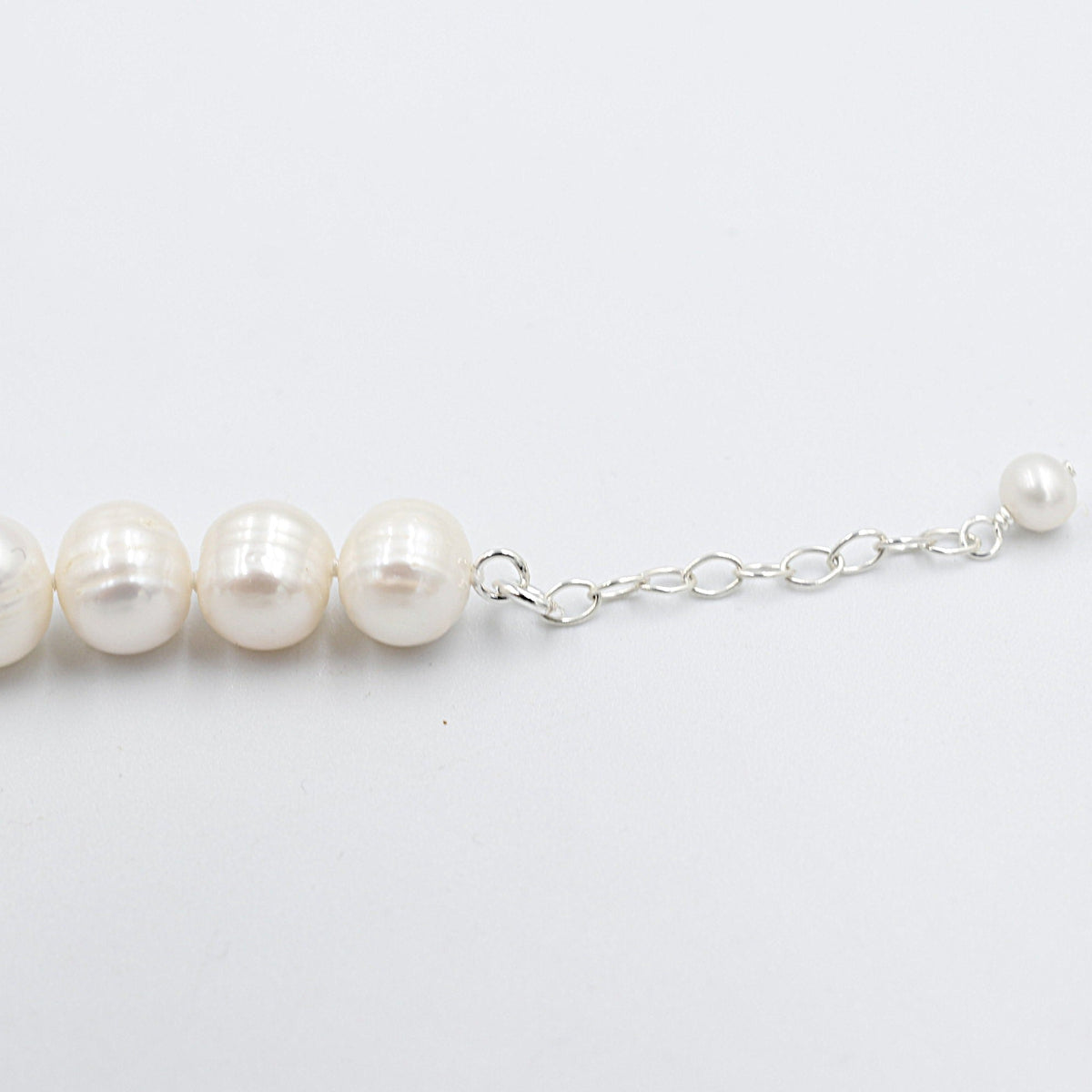 Fresh water Pearl Bracelet with stg Clasps 9 to 9.5mm 514-120AA