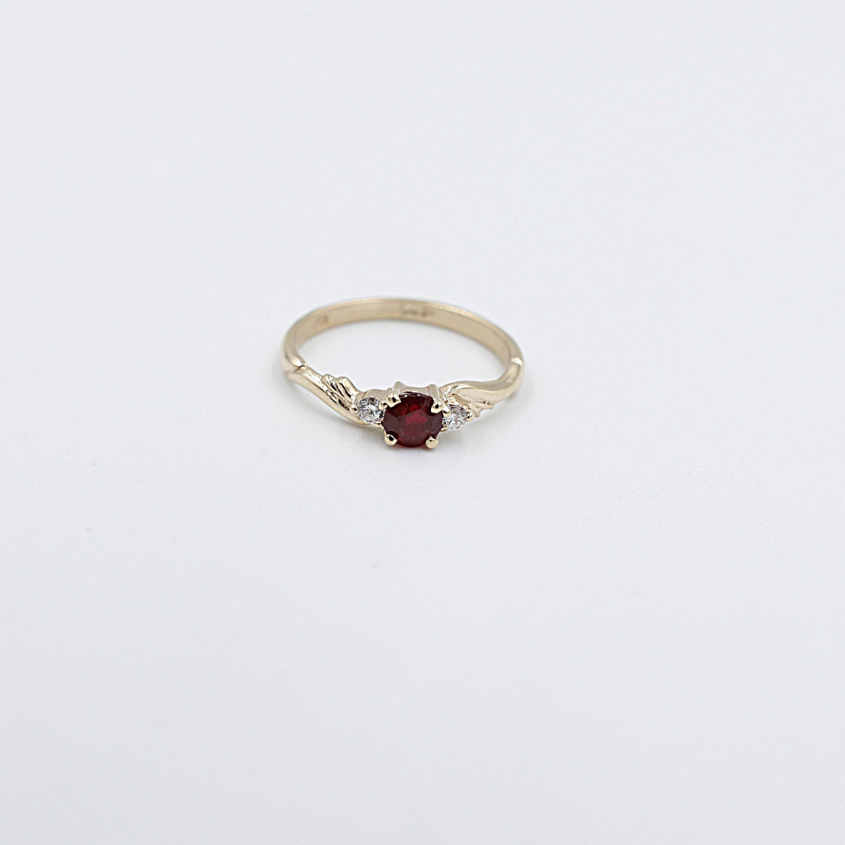 9ct Gold Genuine Ruby and Diamond Ring SJ112