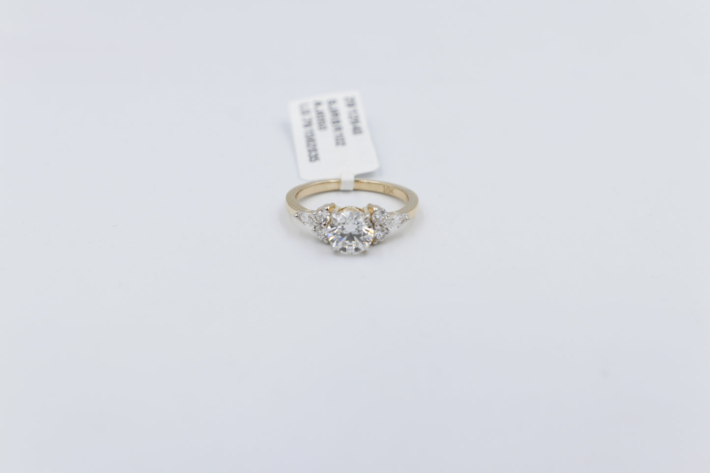 10ct Yellow Gold Lab Grown Round Diamond1.36ct Ring