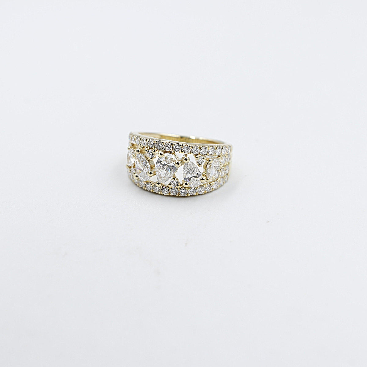 9ct Gold Lab Diamond Dress watch AURG1872