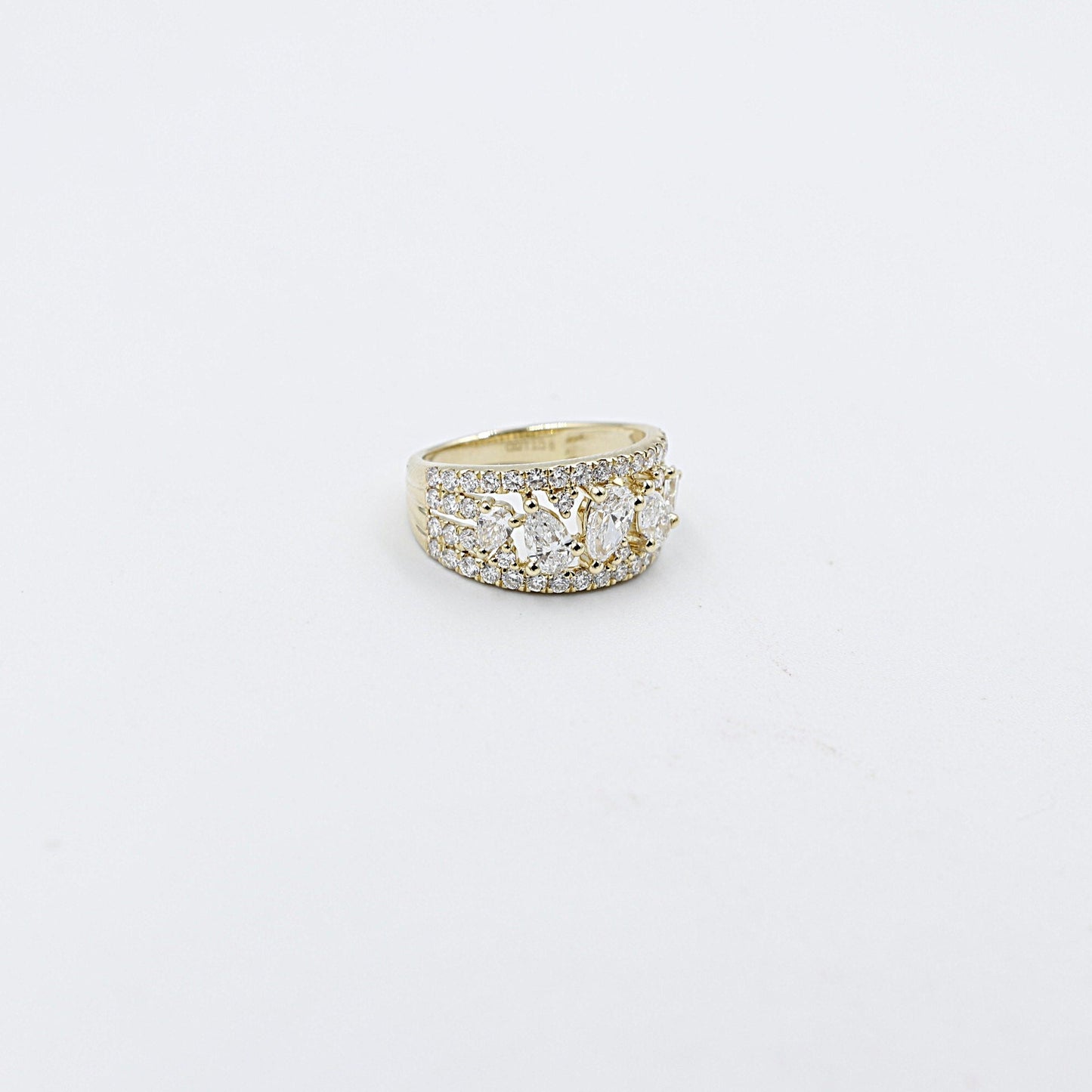9ct Gold Lab Diamond Dress watch AURG1872