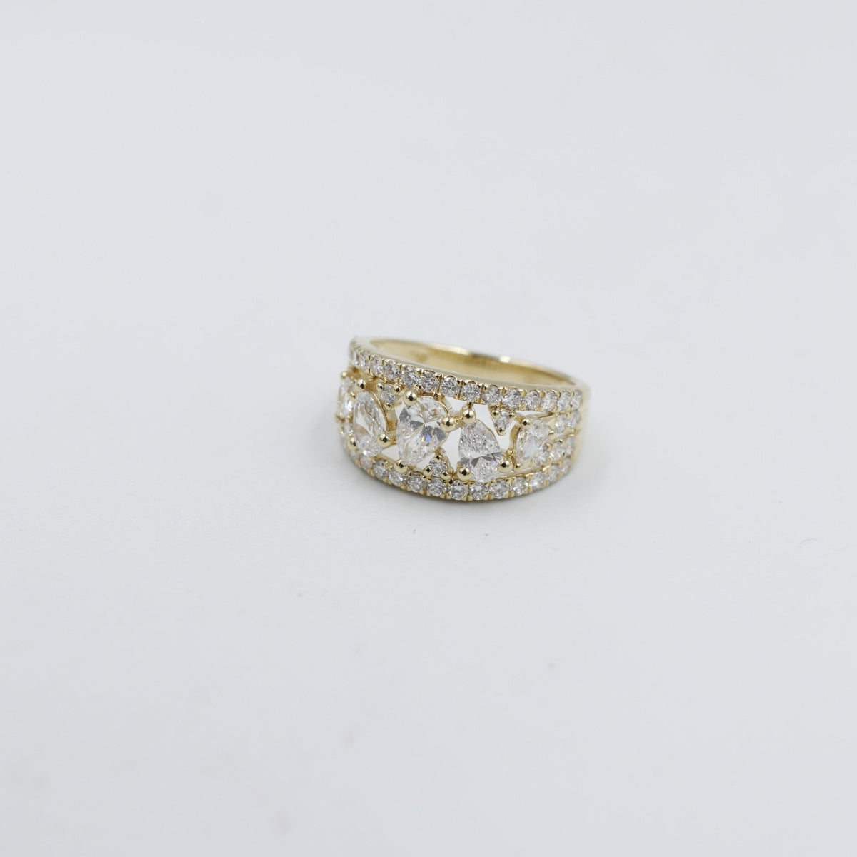 9ct Gold Lab Diamond Dress watch AURG1872