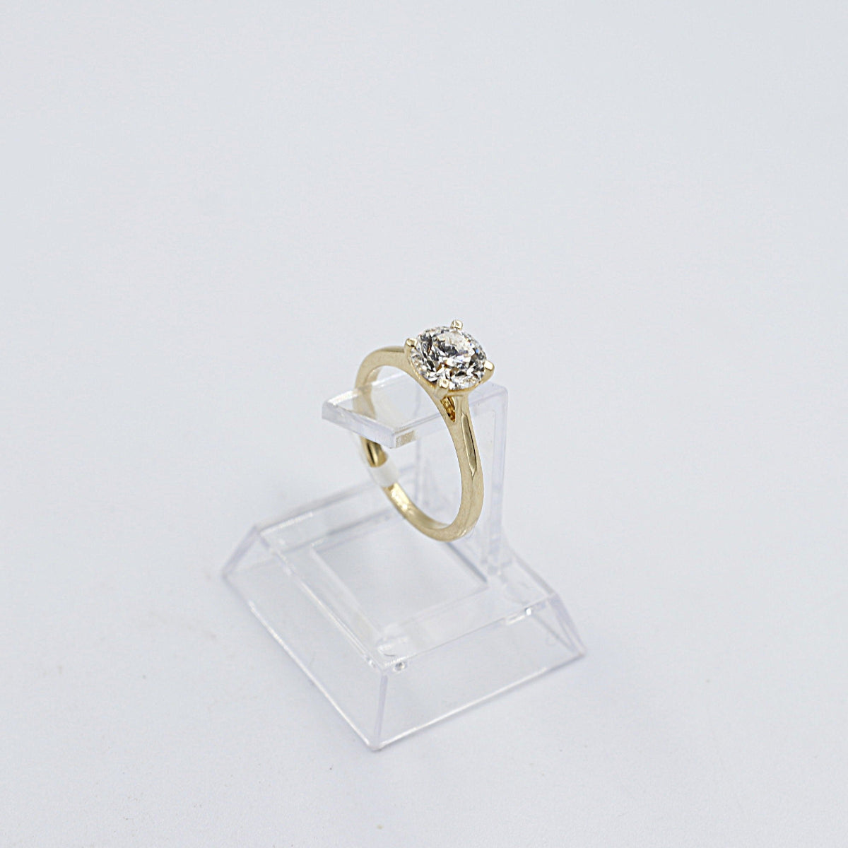 18K Gold Lab Grown 1.5ct Diamond Solitaire Ring 081-00584