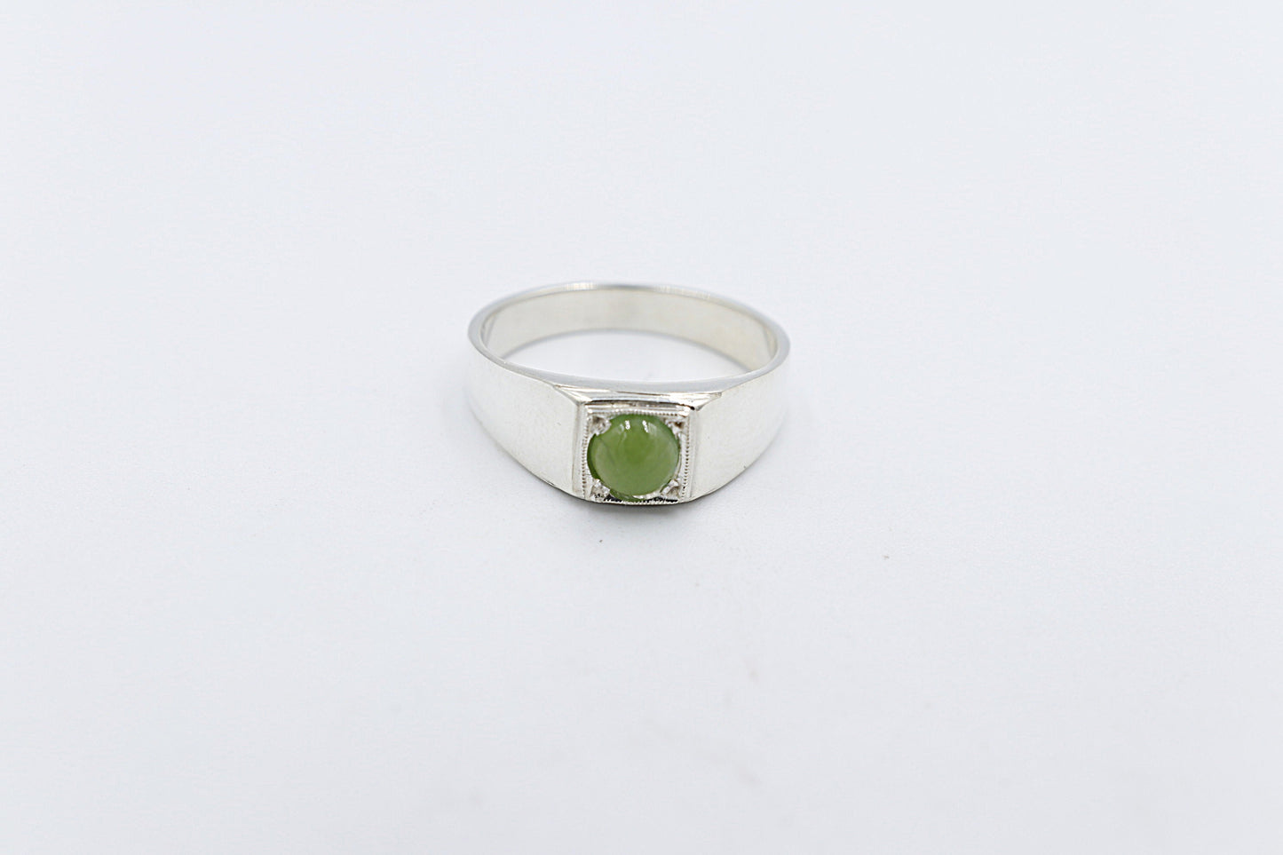 Stg Silver Ring with Greenstone ALX188