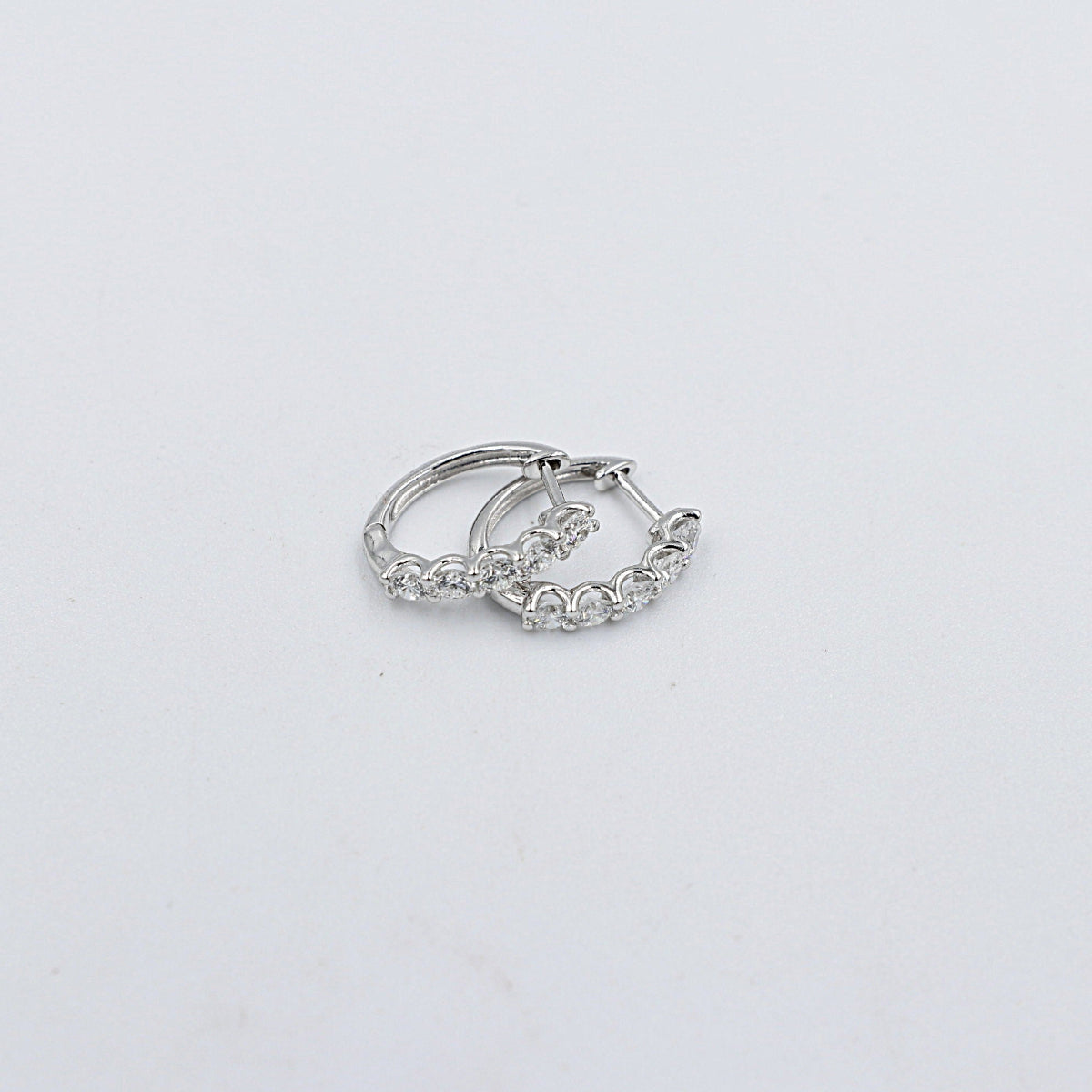 10k White Gold Lab Diamond Huggies TDW 1ct LGE47858