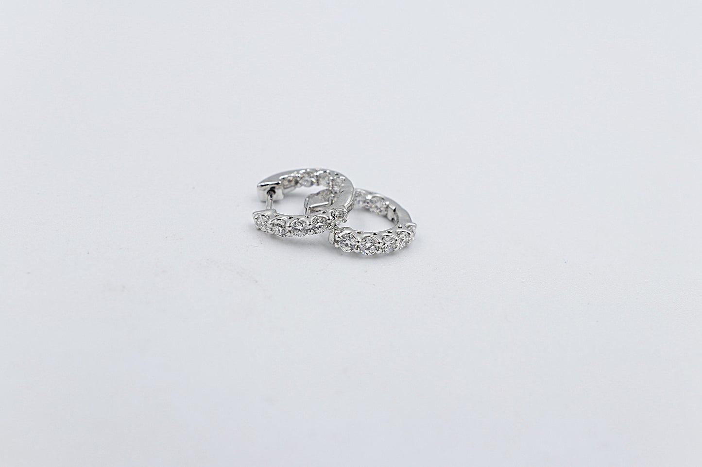 10k White Gold Lab Diamond Huggies TDW 1ct LGE47351