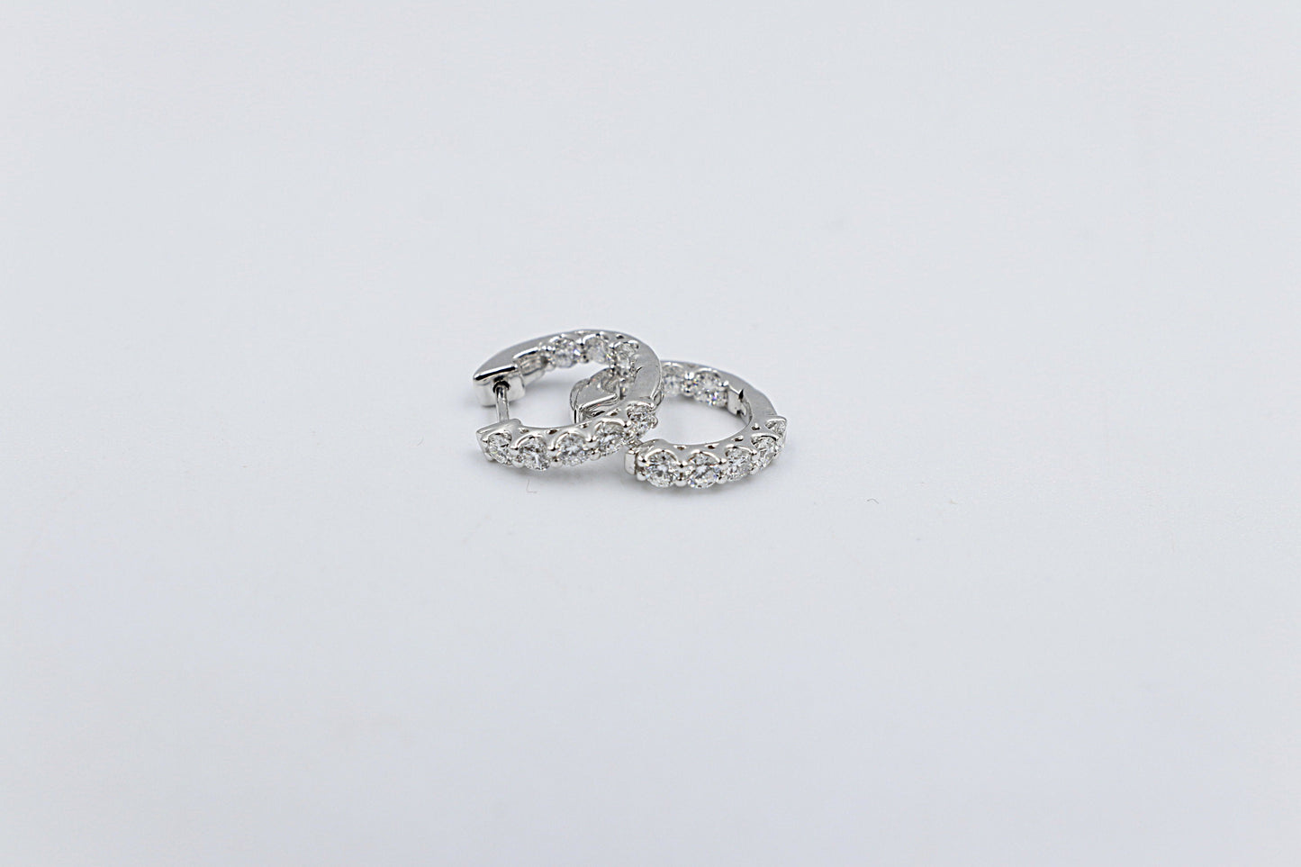 10k White Gold Lab Diamond Huggies TDW 1ct LGE47351
