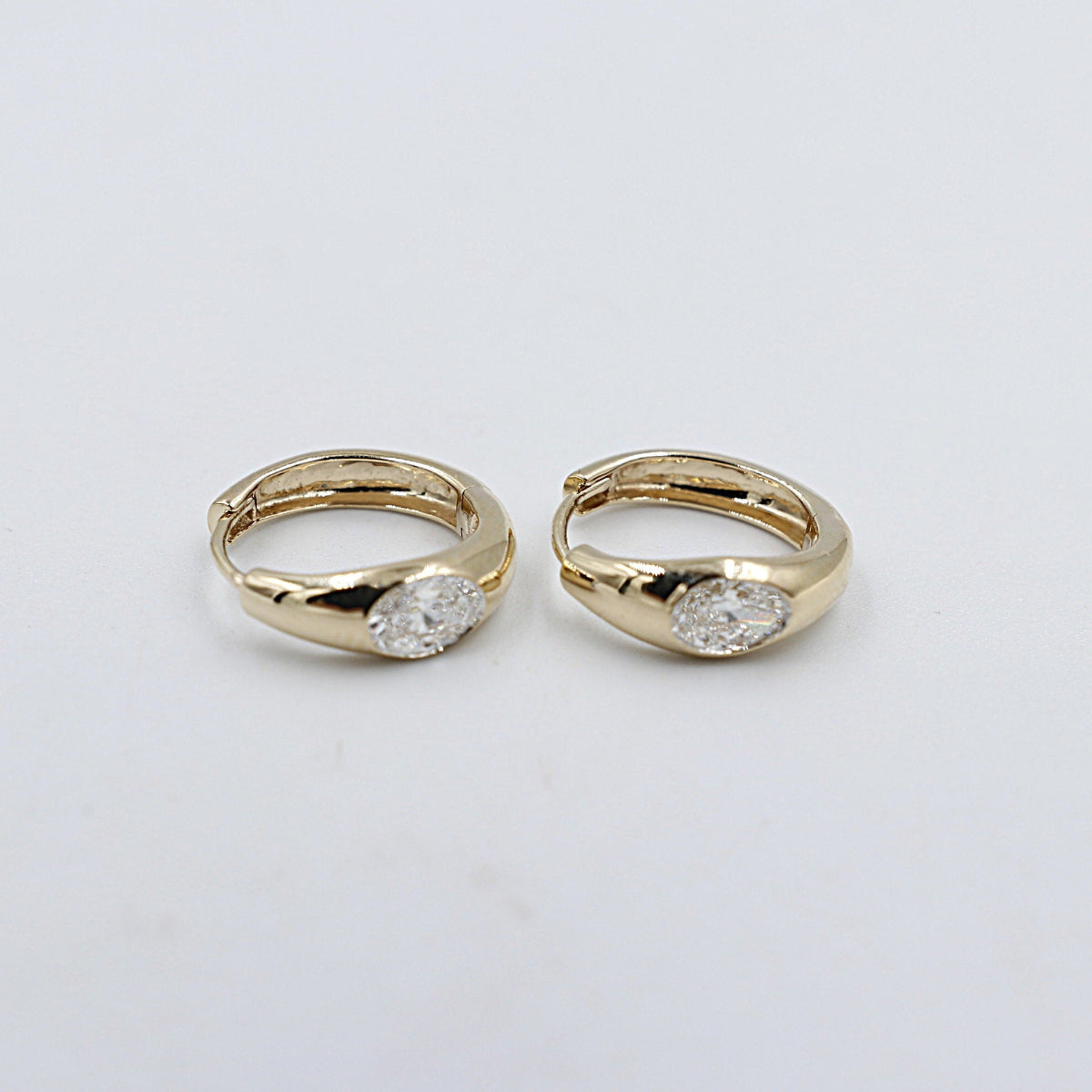 10k  Gold Lab Diamond Huggies TDW 1ct LGE48769