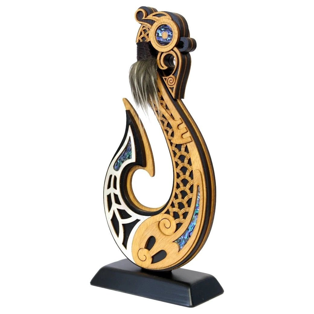 Large Hook Trophy LTHK