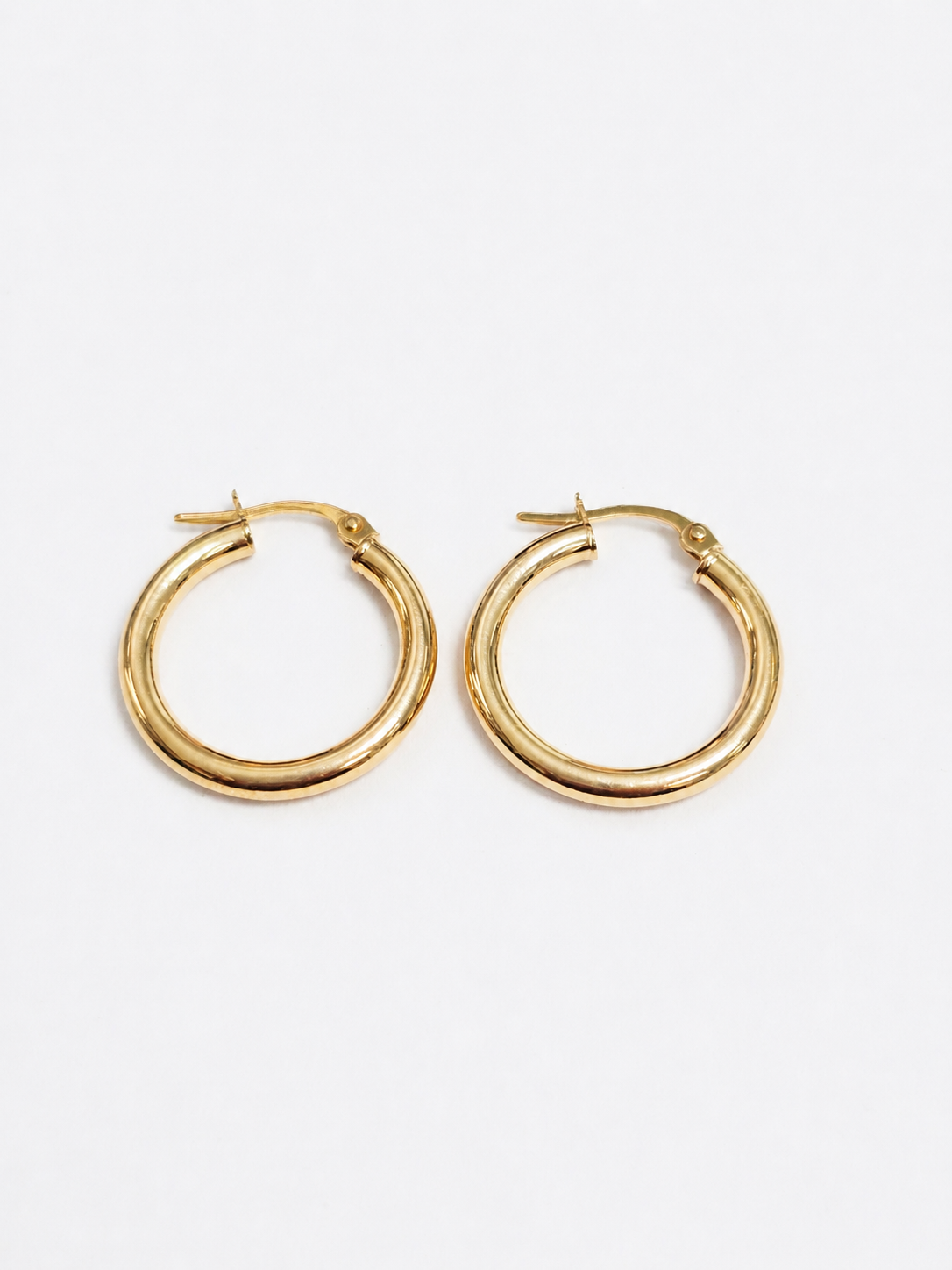 9ct Gold 15mm Hoops 150BC305/99