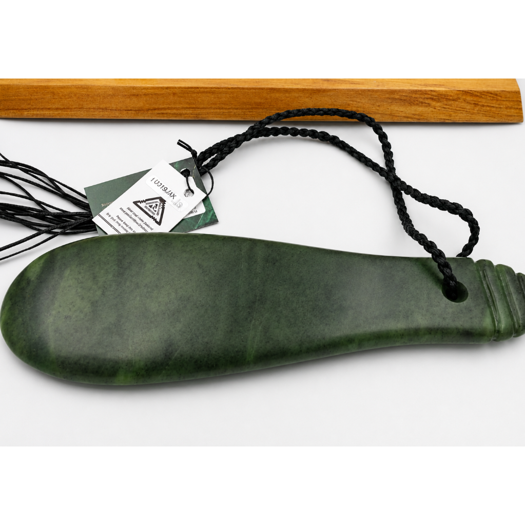 New Zealand Greenstone Mere 275 mm with Base - WGNZOMERE27