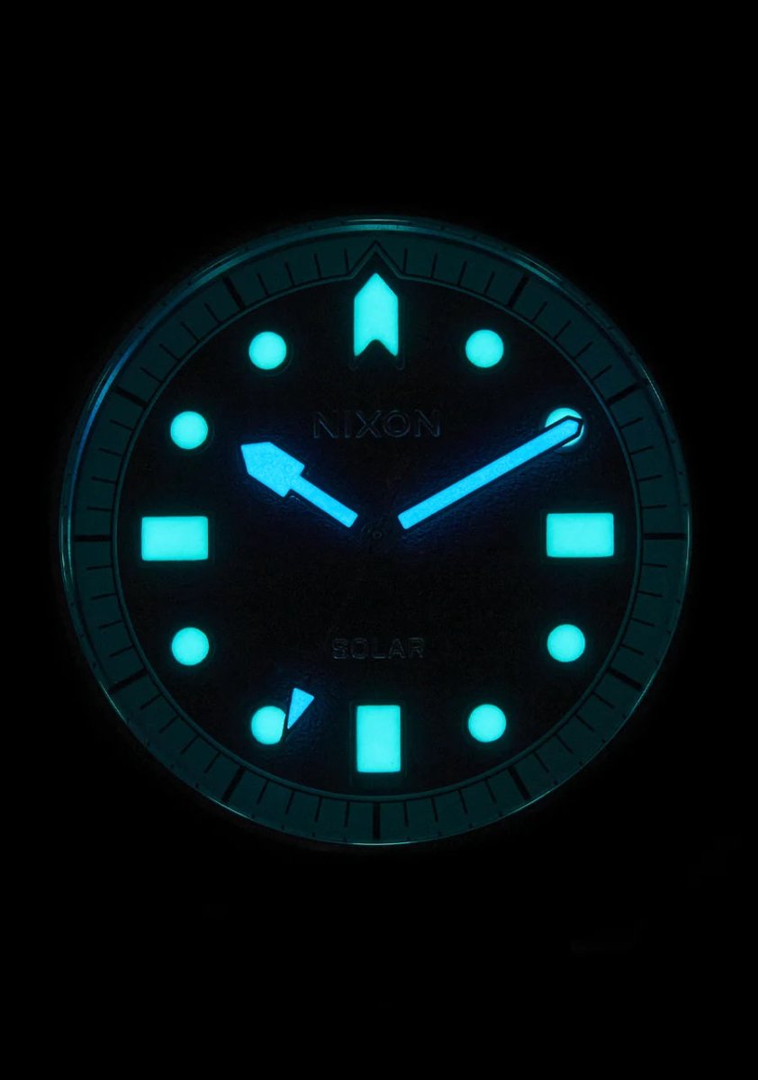 Nixon Stinger 44 Solar Silver/Black Watch - A1402-5233-00