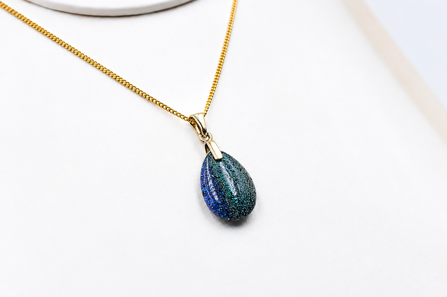 9ct Gold Set Full Opal Pendent SYP3629
