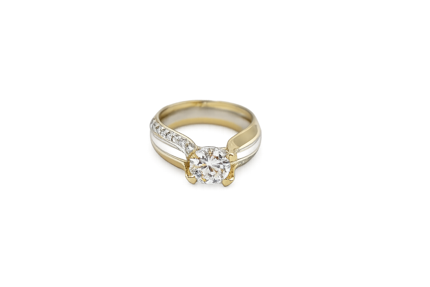 18ct White and Yellow Gold Lab Diamond Solitiare Ring SYR000