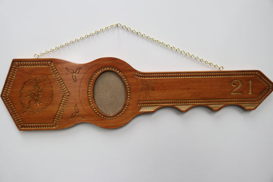 21st Island Key Design In Pine Wood
