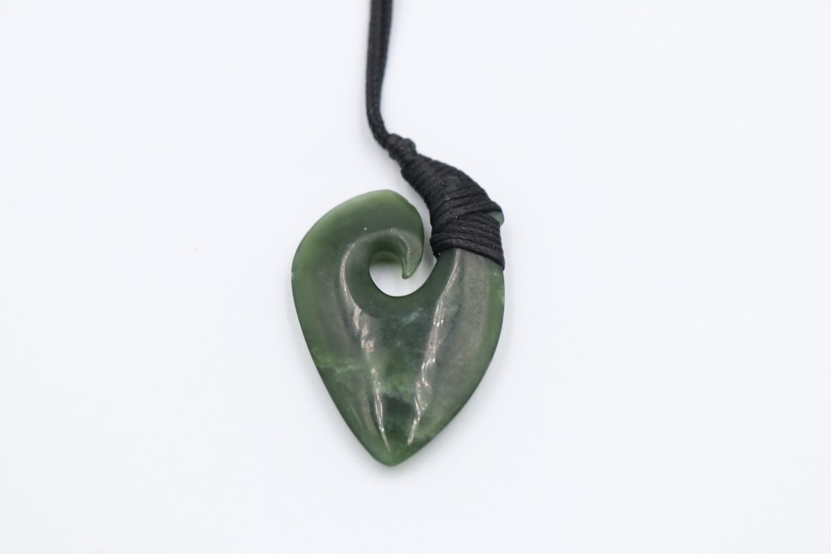 New Zealand Greenstone TRADITIONAL BOUND MATAU