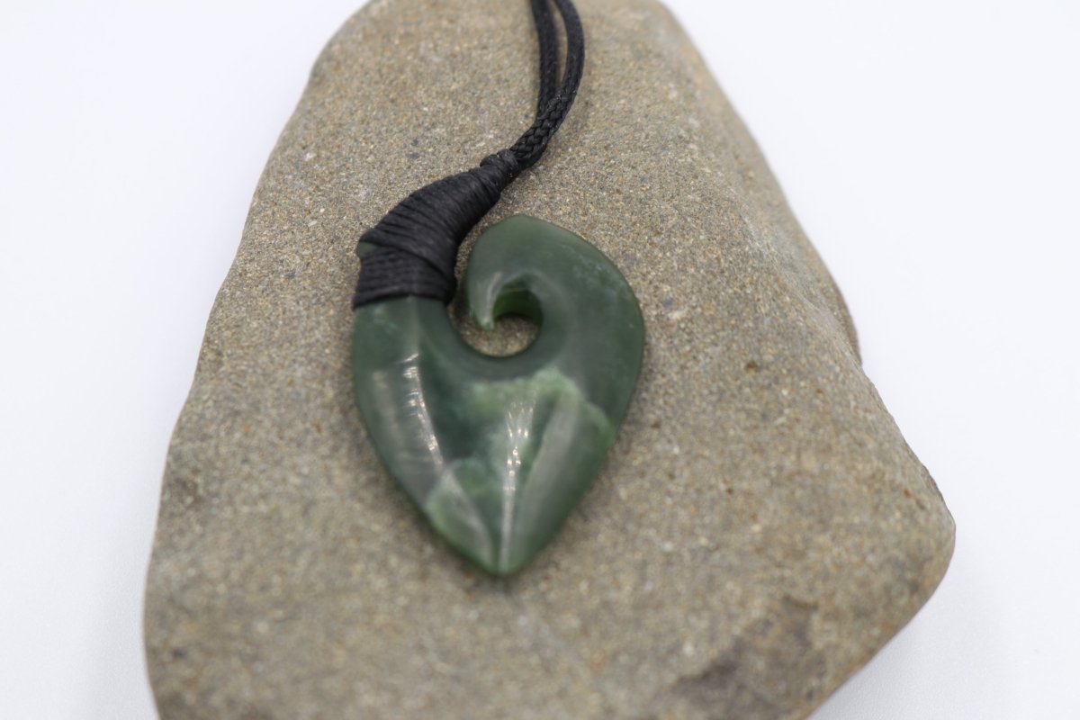New Zealand Greenstone TRADITIONAL BOUND MATAU