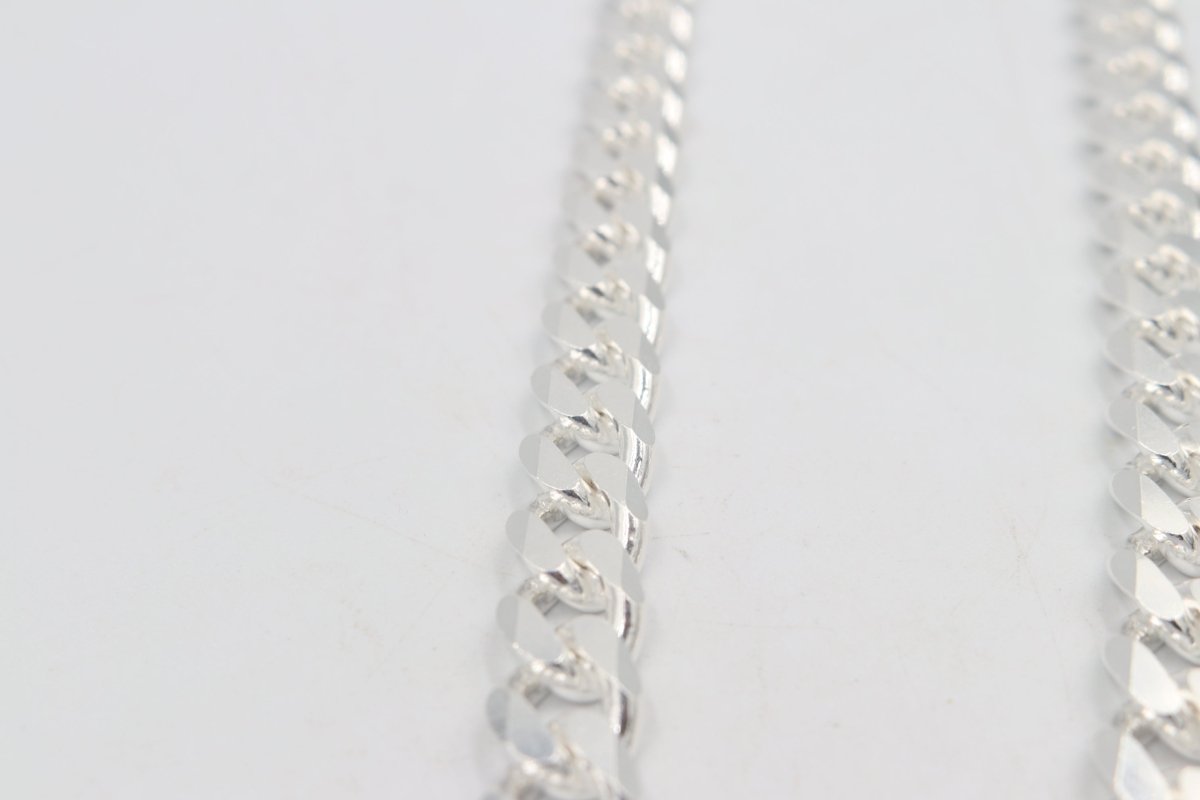Stg Silver Heavy Curb Link Chain IR2