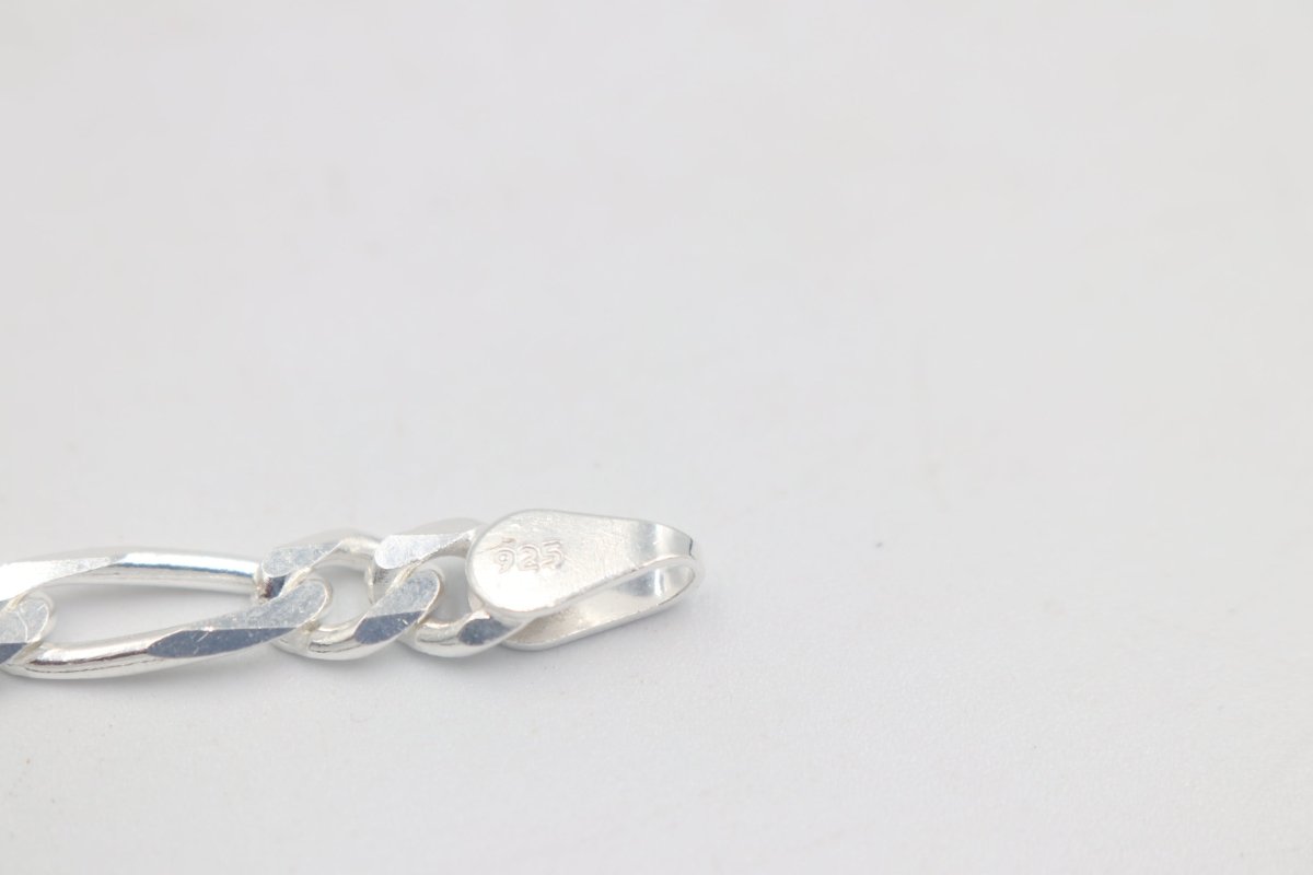 Stg Silver 3:1 Figaro Link Chain  IR17
