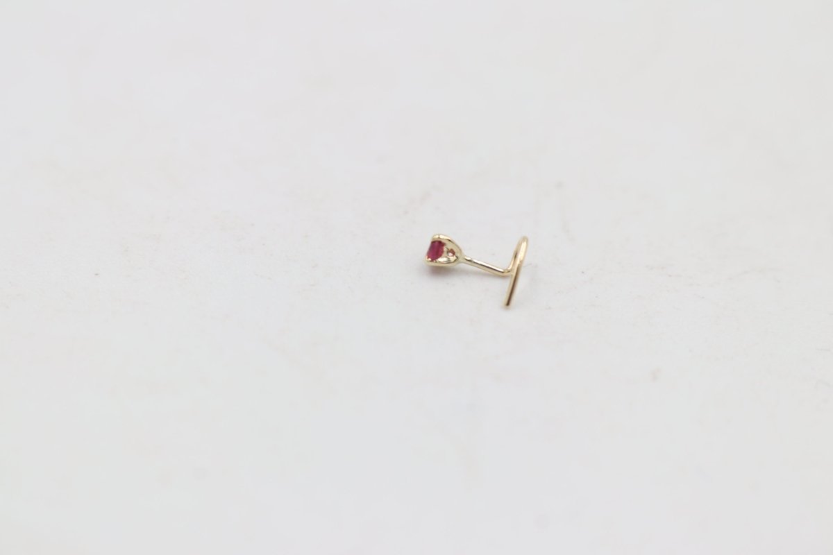 9ct Gold Genuine Garnet Nose Stud