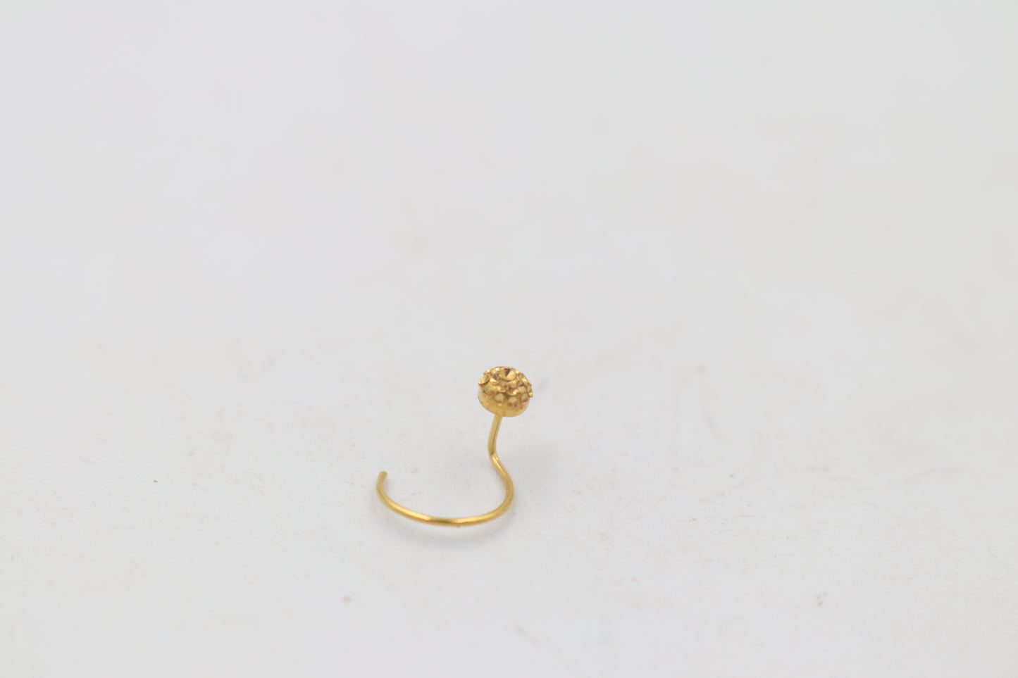 22ct Gold Nose Stud NS02