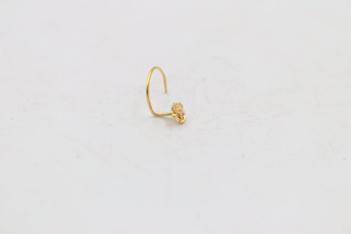 22ct Gold Nose Stud NS12