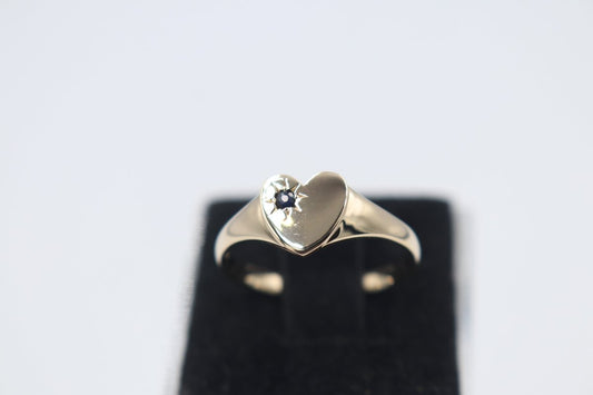 9ct Gold Girls Signet Ring with sapphire