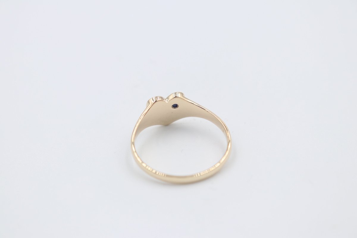 9ct Gold Girls Signet Ring with sapphire