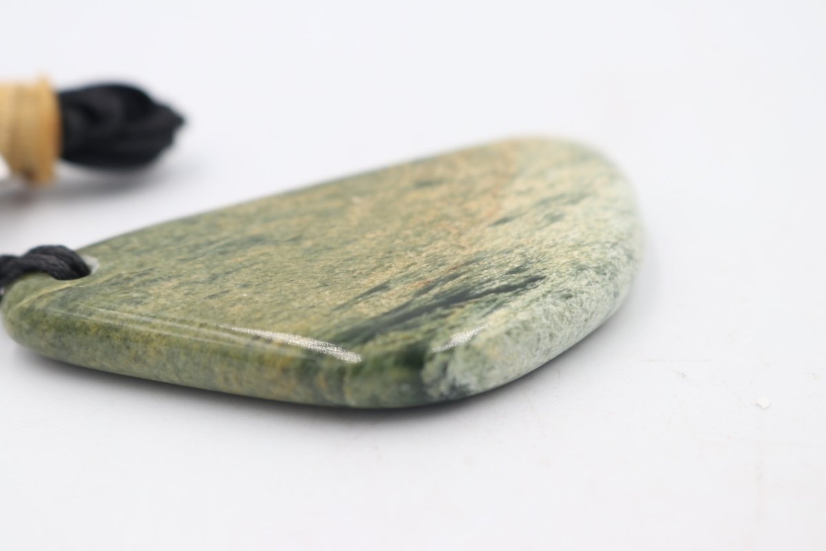New Zealand Marsden Greenstone  Drop WT35M