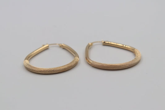 9ct Gold Pattern centre Hoops 30mmGE002