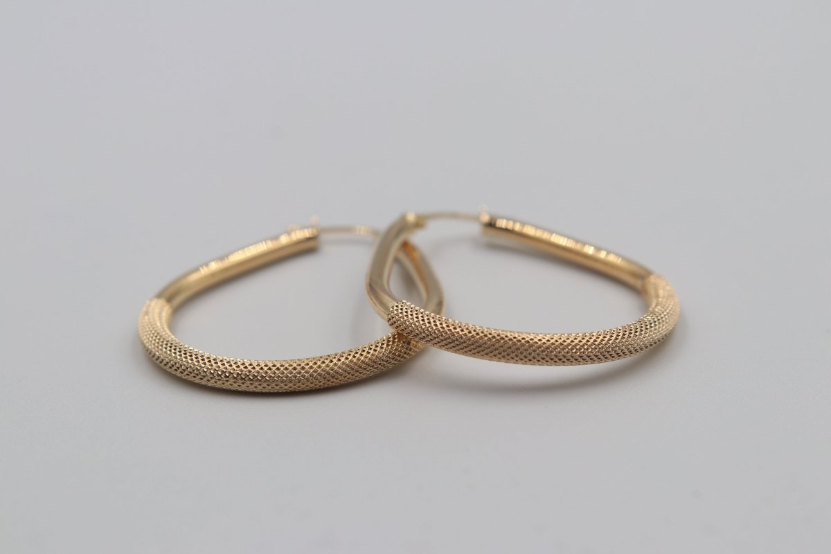 9ct Gold Pattern centre Hoops 30mmGE002