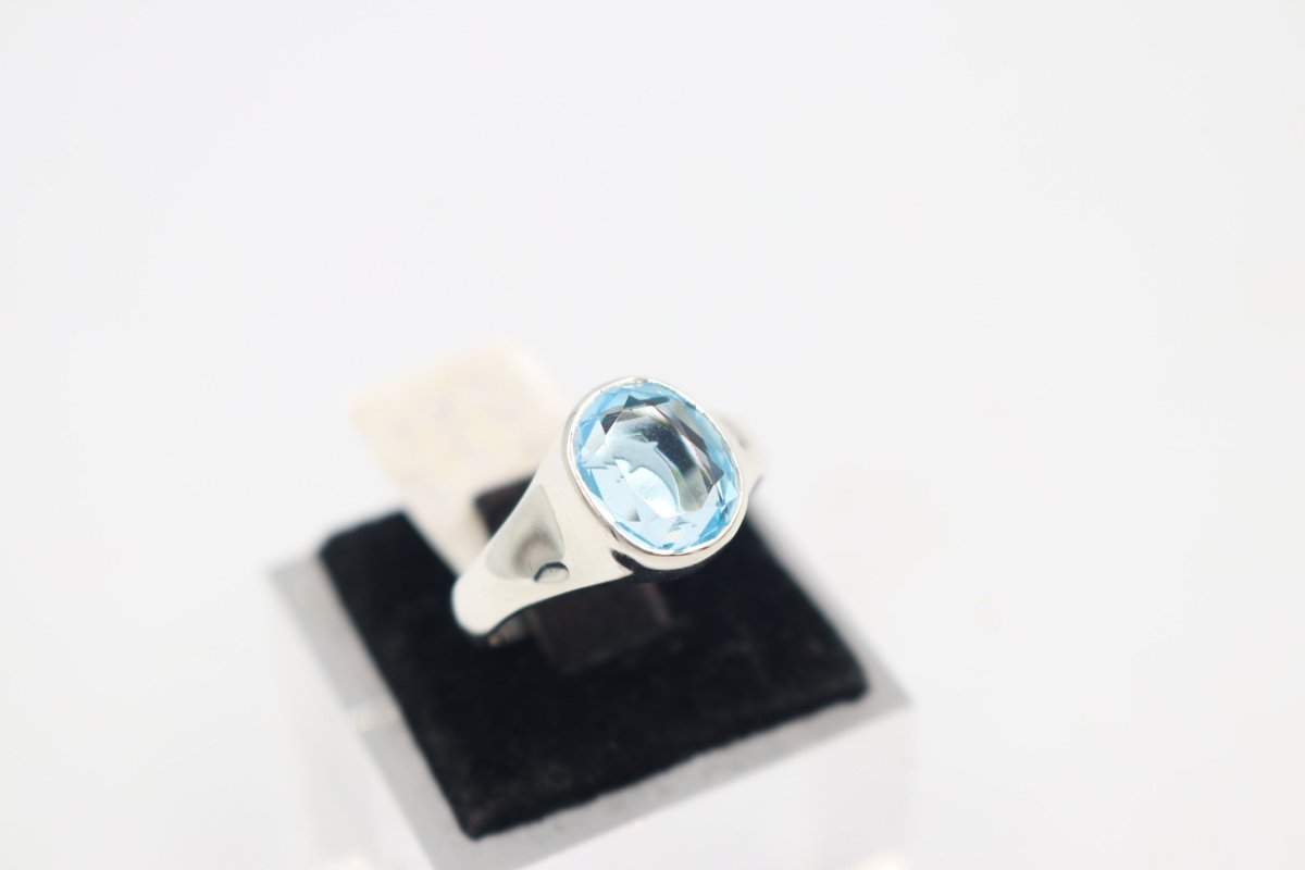 Stg Silver Blue Topaz Ring with Dolphin Etching