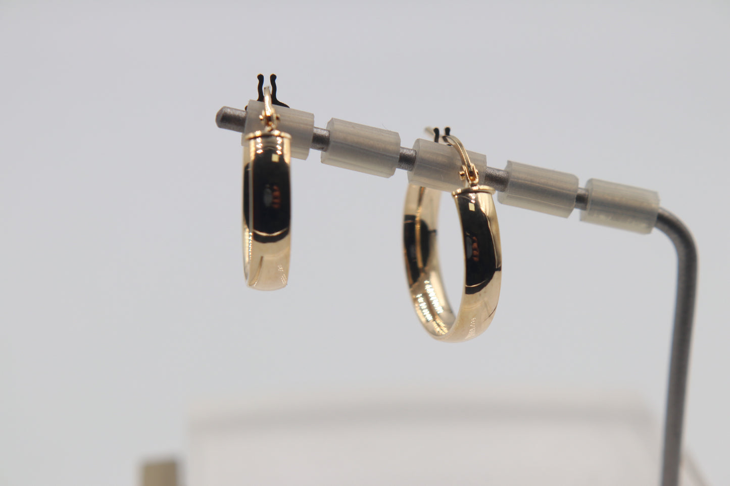 9ct Gold Round Hoops