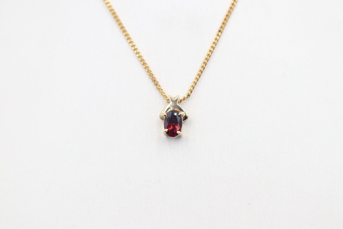 9ct Gold Set Genuine Garnet Pendent