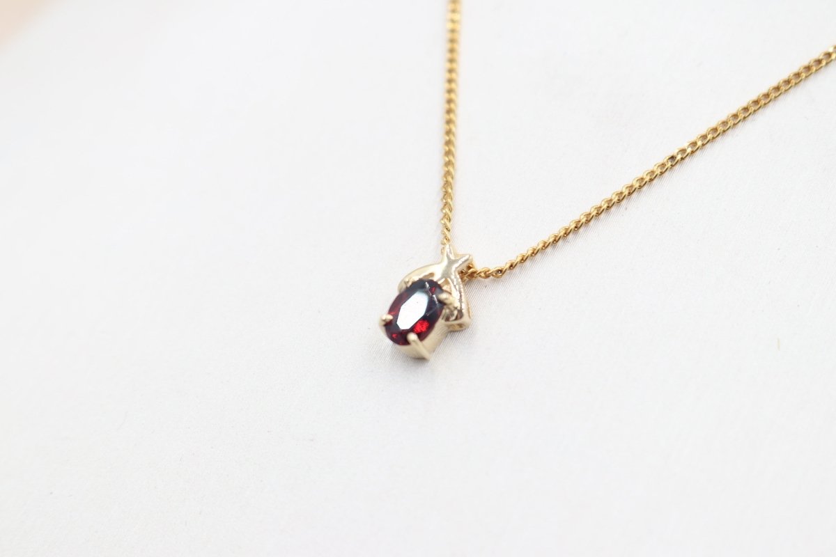 9ct Gold Set Genuine Garnet Pendent