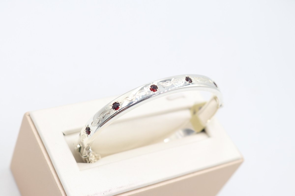 Sterling Silver Snap Bangle with Garnet